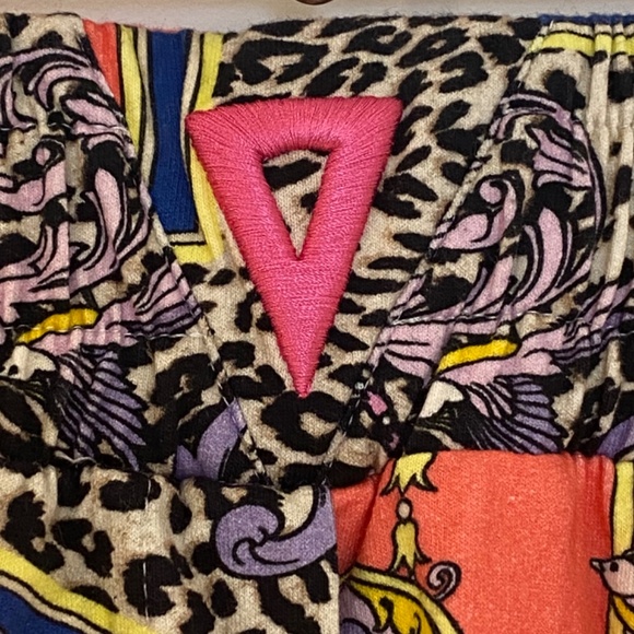 Fun joggers - Picture 2 of 3